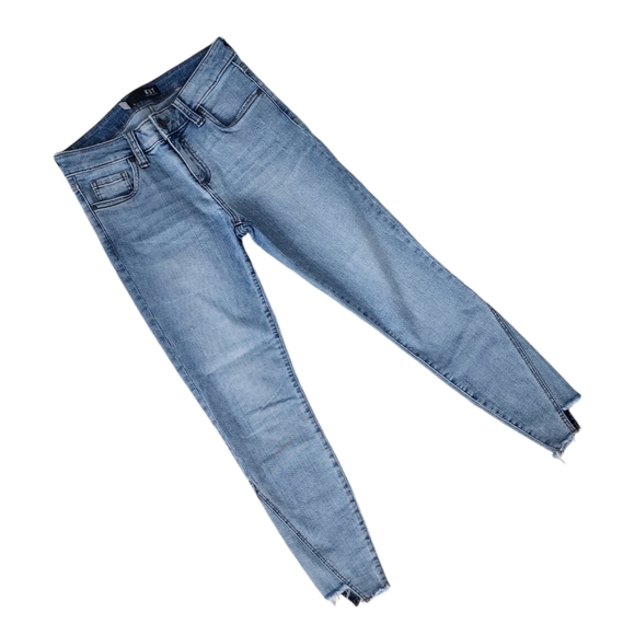 Kut from the Kloth Connie Ankle Skinny Step-Hem Jeans Size 6. - Picture 2 of 14
